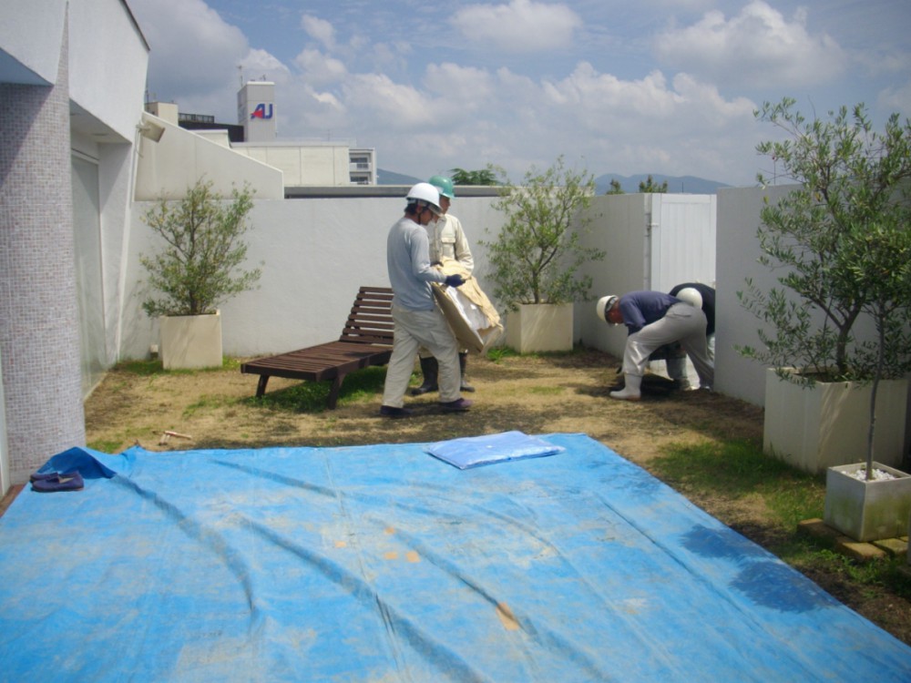 某結婚式場　屋上芝改修工事